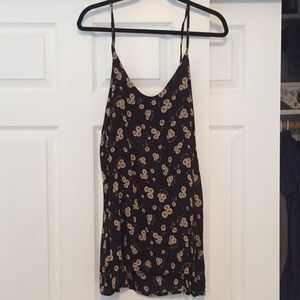 Low Back Brandy Melville Daisy Floral Dress